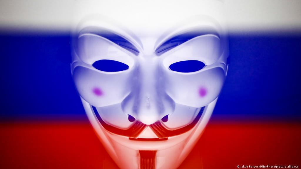 Guerra en Ucrania: Anonymous publica datos personales de 120.000 soldados rusos