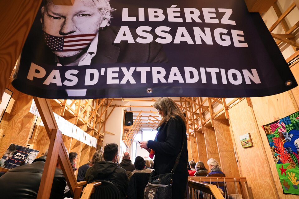 Julian Assange: Legisladores de EE.UU, Australia y Reino Unido exigieron su liberación