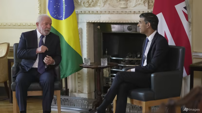 Desde Londres, Lula pidió una campaña mundial por la libertad de Julian Assange