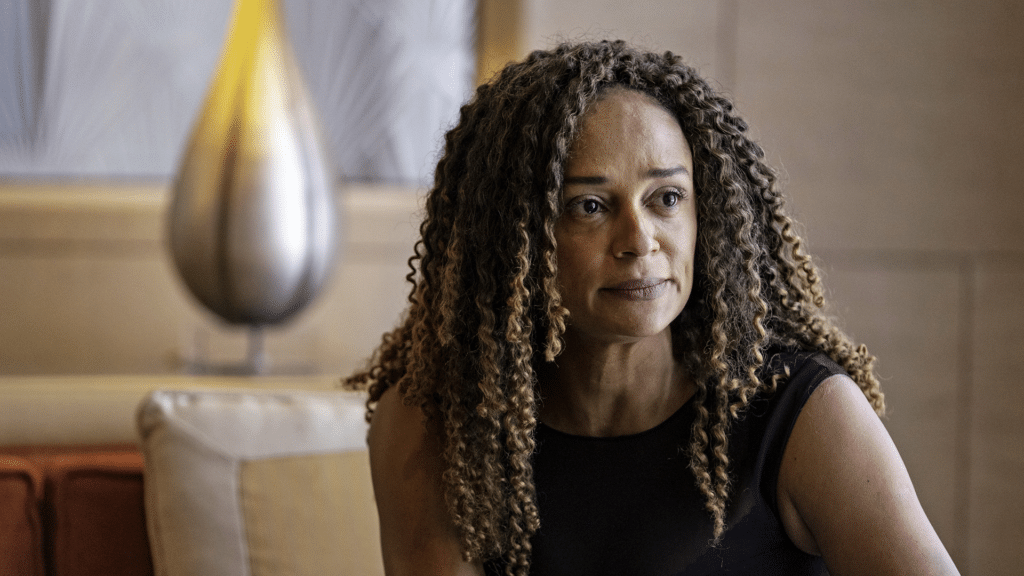 Dubai Unlocked: Isabel dos Santos se atrinchera en los EAU con propiedades de lujo y niega alerta roja de Interpol tras los Luanda Leaks