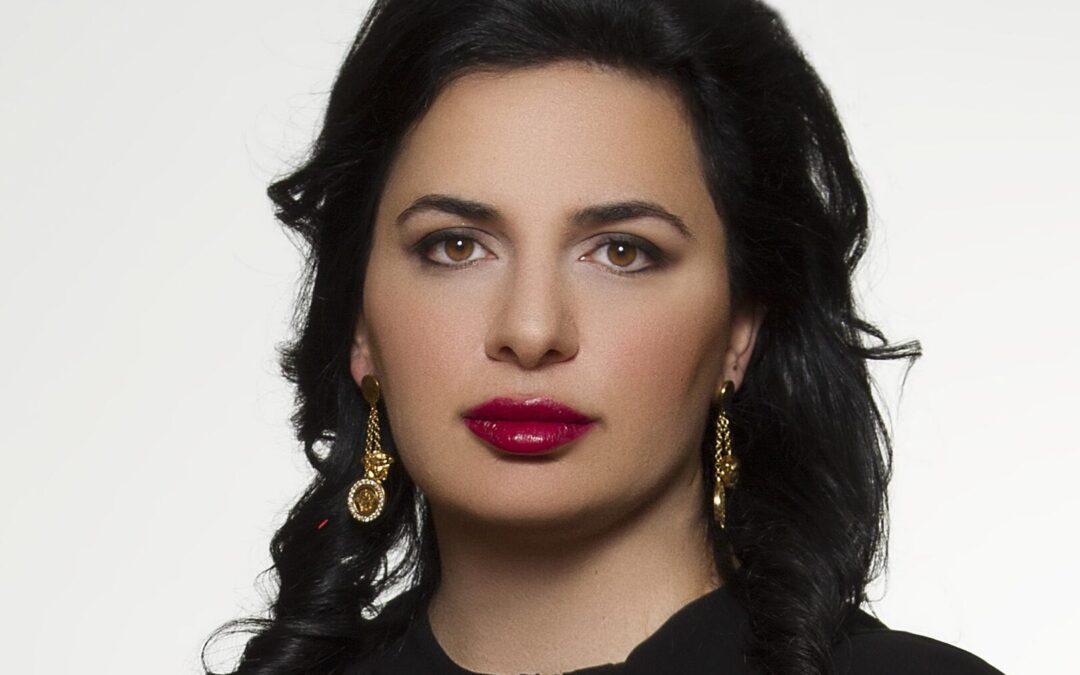 Reino Unido: ordenan la congelación global de activos de la «Cryptoqueen» y sus asociados de OneCoin