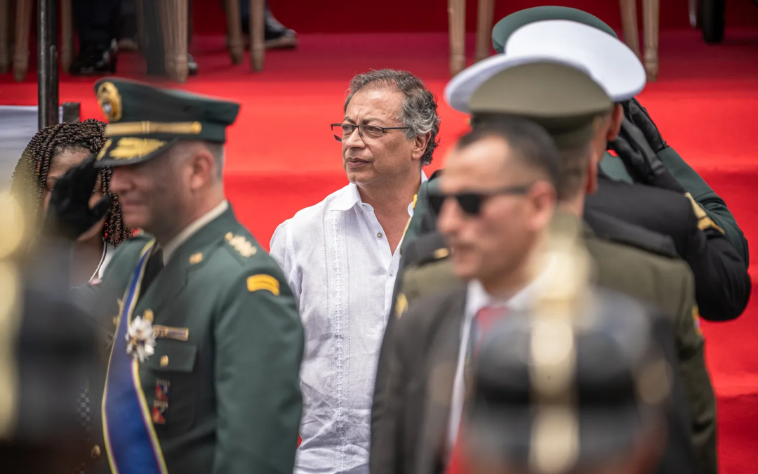 EE.UU. compró Pegasus para Colombia con US$ 11 millones en efectivo: ahora los colombianos se preguntan por qué