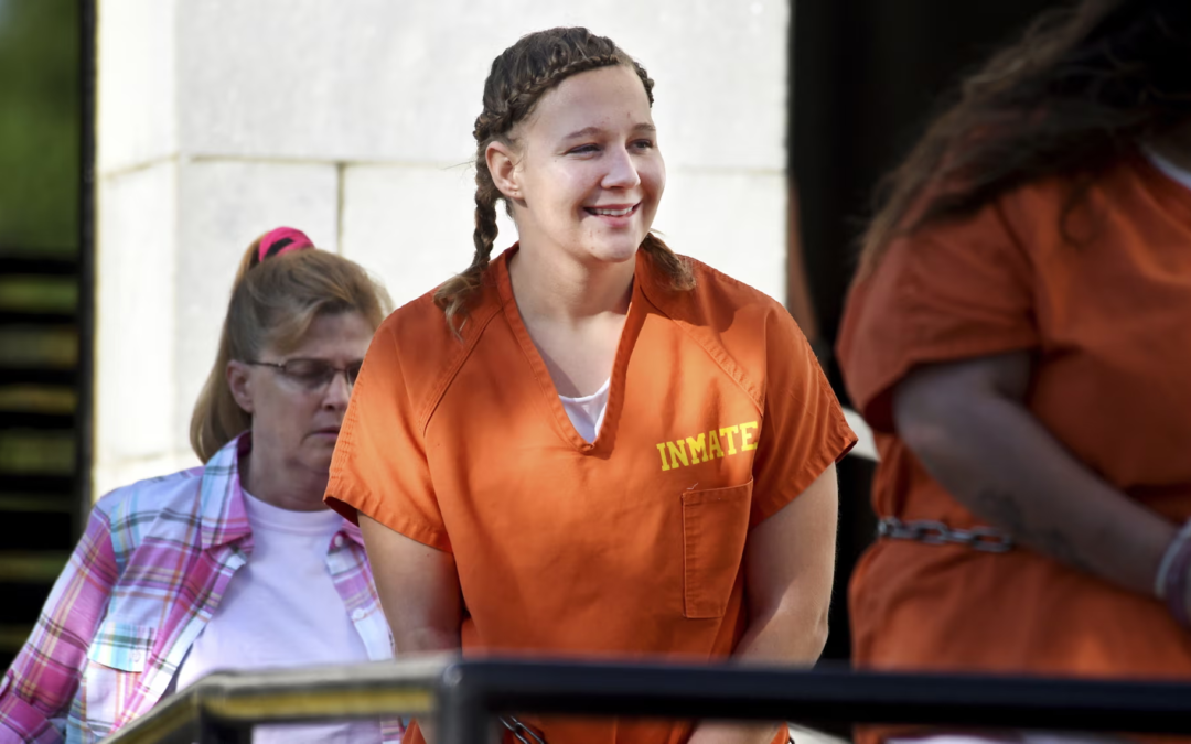 Biden debería indultar a Reality Winner por sus acciones como filtradora