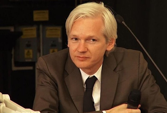 Crítica de ‘El hombre de los seis mil millones de dólares’: Julian Assange es el filtrador por excelencia en el documental de Eugene Jarecki