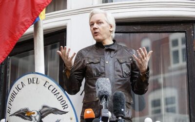Assange pidió 20 años de prisión para el exmilitar que lo espió en la embajada de Ecuador en Londres