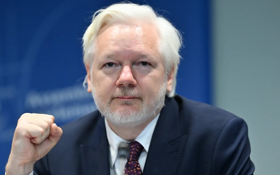 Buscan recaudar fondos para inaugurar en Alemania El archivo Julian Assange